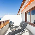 Bright & Elegant Duplex With Terrace And Pool, Just Steps From Puerto Colon Апартаменти