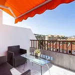 Bright & Elegant Duplex With Terrace And Pool, Just Steps From Puerto Colon * Адехе