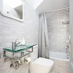 Апартаменти Bright & Elegant Duplex With Terrace And Pool, Just Steps From Puerto Colon *