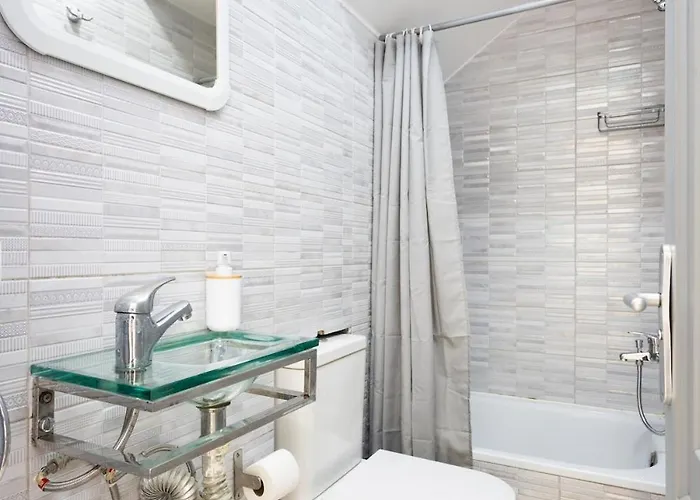 Appartamento Bright & Elegant Duplex With Terrace And Pool, Just Steps From Puerto Colon *