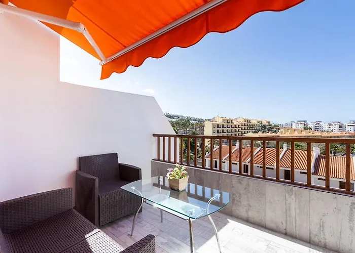 Bright & Elegant Duplex With Terrace And Pool, Just Steps From Puerto Colon * 아데제